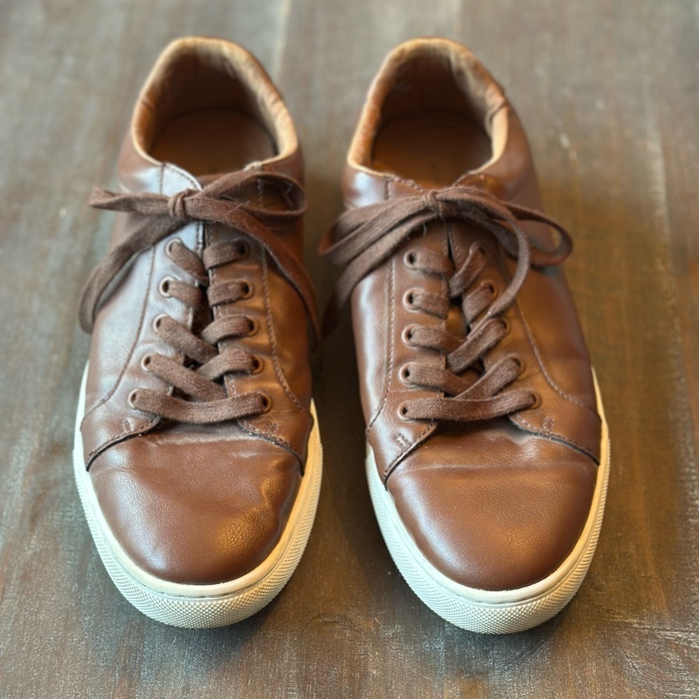 Banana Republic Men's Shoe Size 9.5 Brown Vegan Leather Lace Up Sneakers